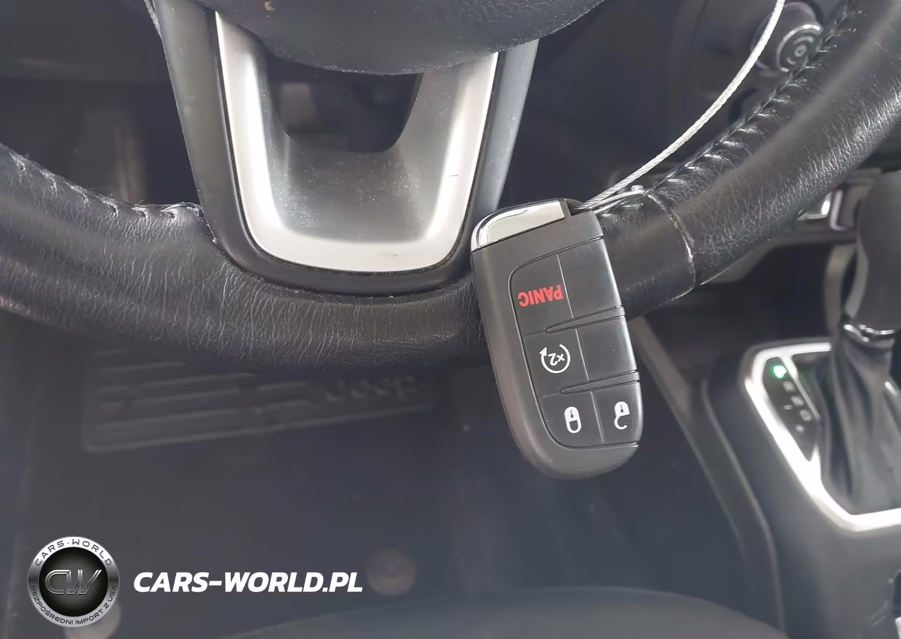 2020 Jeep Renegade Latitude 4X4 VIN:ZACNJBBB8LPL73344 - 11