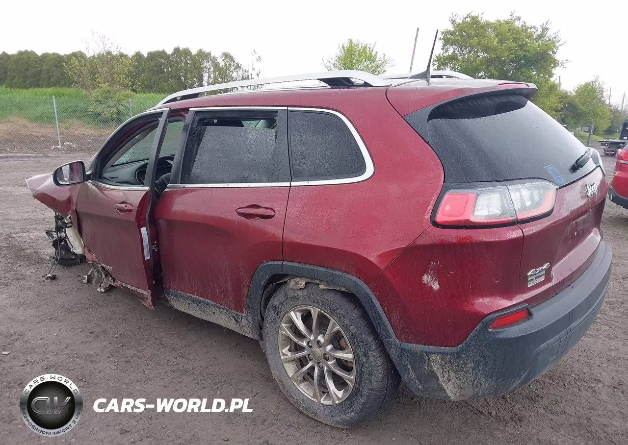 2019 Jeep Cherokee Latitude Plus 4X4 VIN:1C4PJMLB9KD108208 - 3