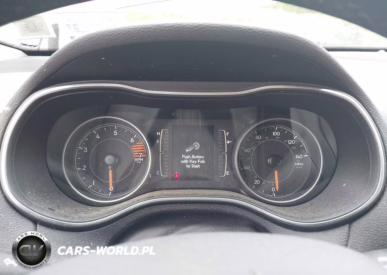 2019 Jeep Cherokee Latitude Plus 4X4 VIN:1C4PJMLB9KD108208 - 7