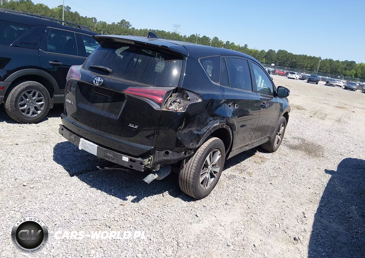 2018 Toyota Rav4 Xle VIN:2T3WFREVXJW474701 - 4