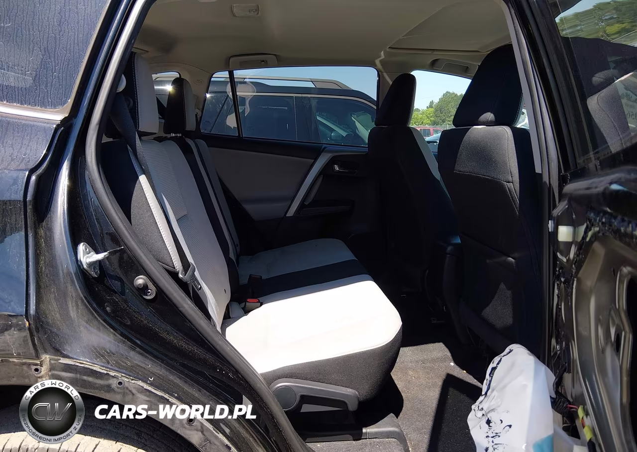 2018 Toyota Rav4 Xle VIN:2T3WFREVXJW474701 - 8