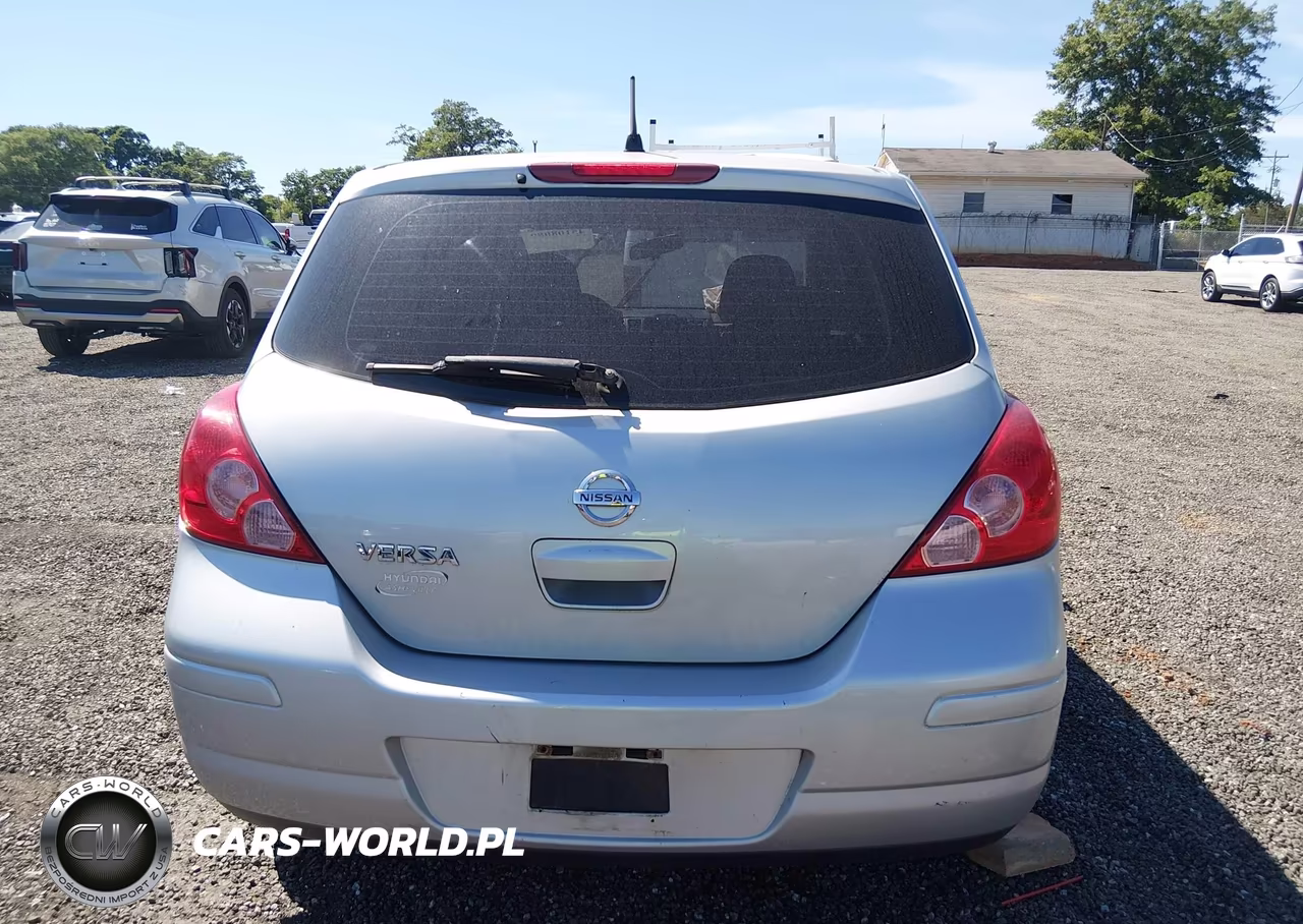 2010 Nissan Versa 1.8S VIN:3N1BC1CP6AL381665 - 17