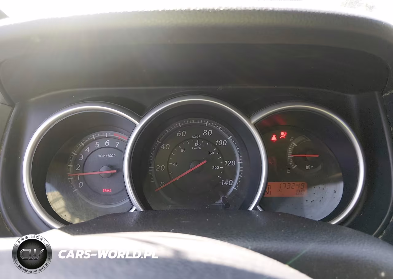 2010 Nissan Versa 1.8S VIN:3N1BC1CP6AL381665 - 7