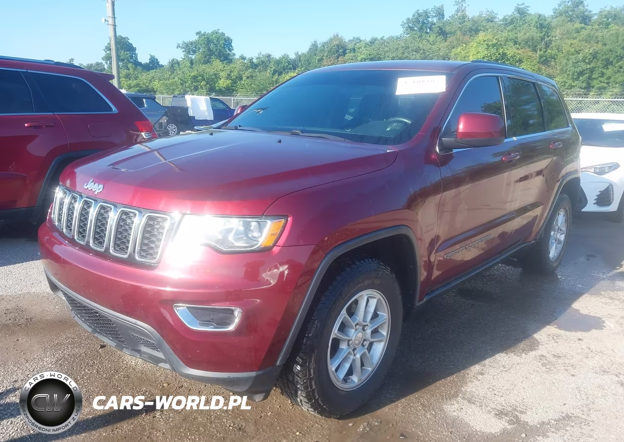 2018 Jeep Grand Cherokee Laredo 4X2 VIN:1C4RJEAGXJC300514 - 2