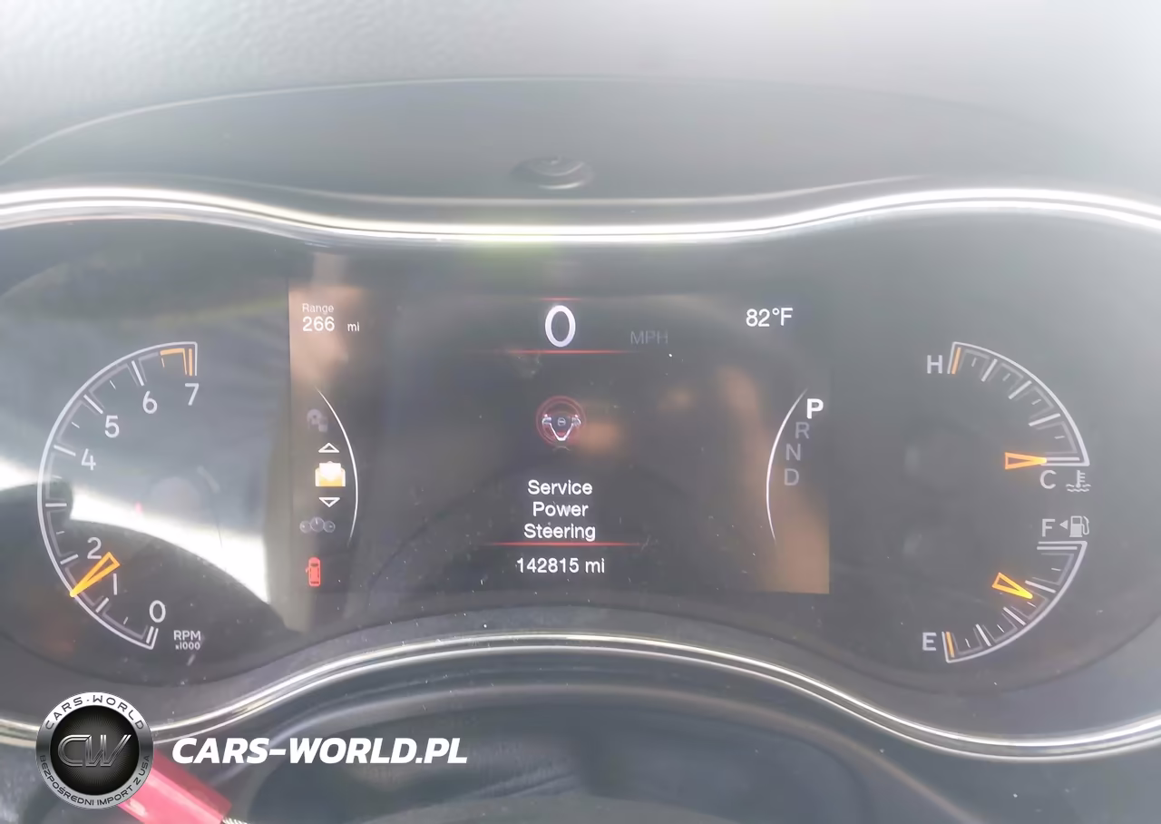 2018 Jeep Grand Cherokee Laredo 4X2 VIN:1C4RJEAGXJC300514 - 7