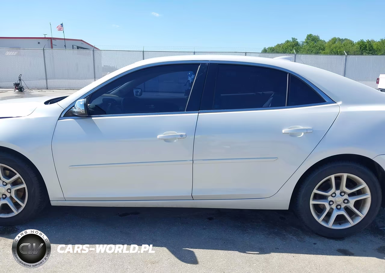2015 Chevrolet Malibu 1Lt VIN:1G11C5SL8FU151579 - 14