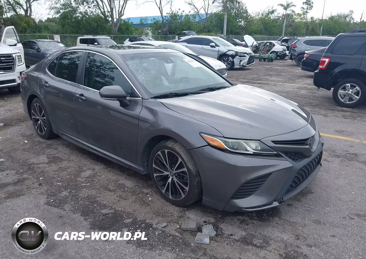 2019 Toyota Camry Se – zdjęcie 1 z 16