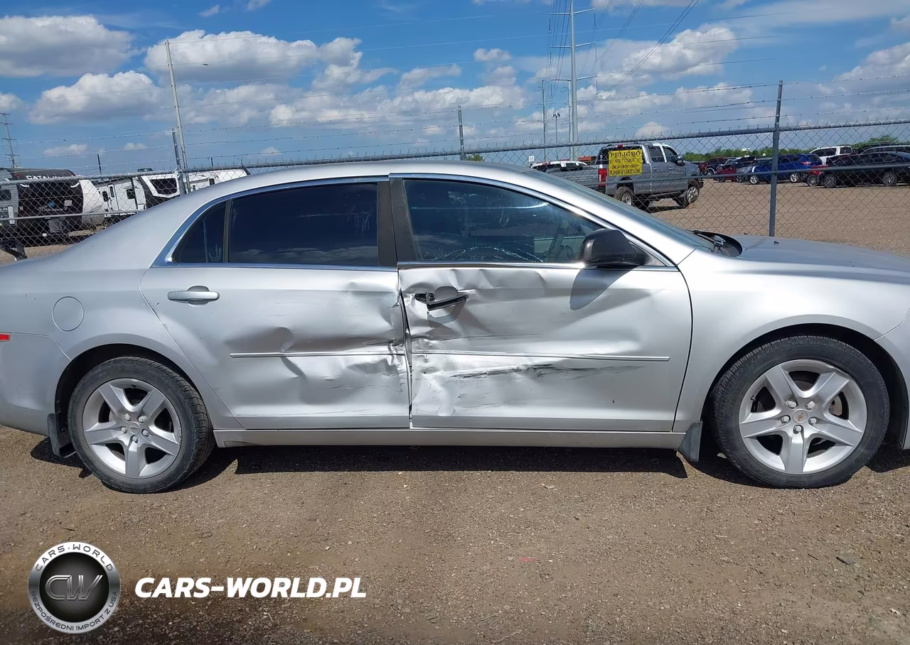 2011 Chevrolet Malibu Ls VIN:1G1ZB5E15BF360020 - 13