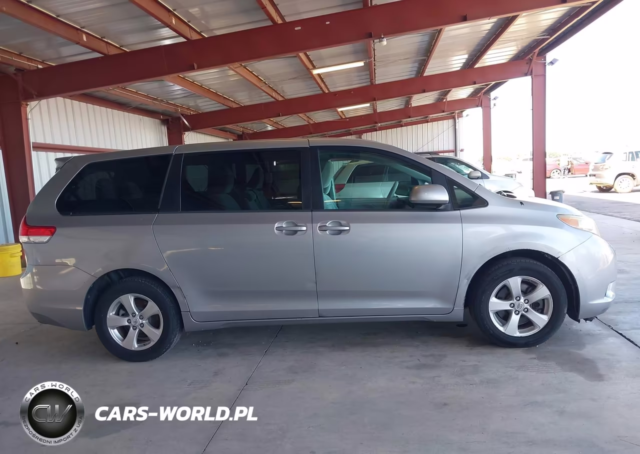 2012 Toyota Sienna Le 8 Passenger VIN:5TDKA3DC7CS014894 - 13