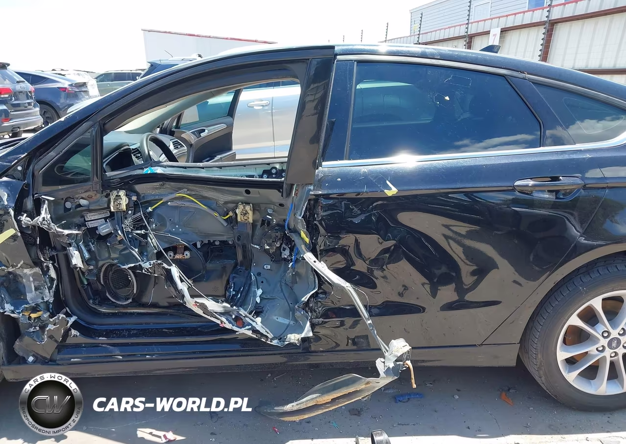 2020 Ford Fusion Se VIN:3FA6P0H79LR129033 - 17