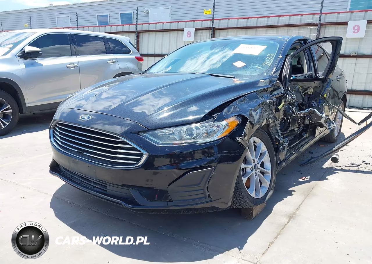 2020 Ford Fusion Se VIN:3FA6P0H79LR129033 - 2