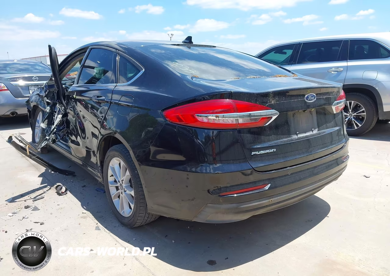 2020 Ford Fusion Se VIN:3FA6P0H79LR129033 - 3