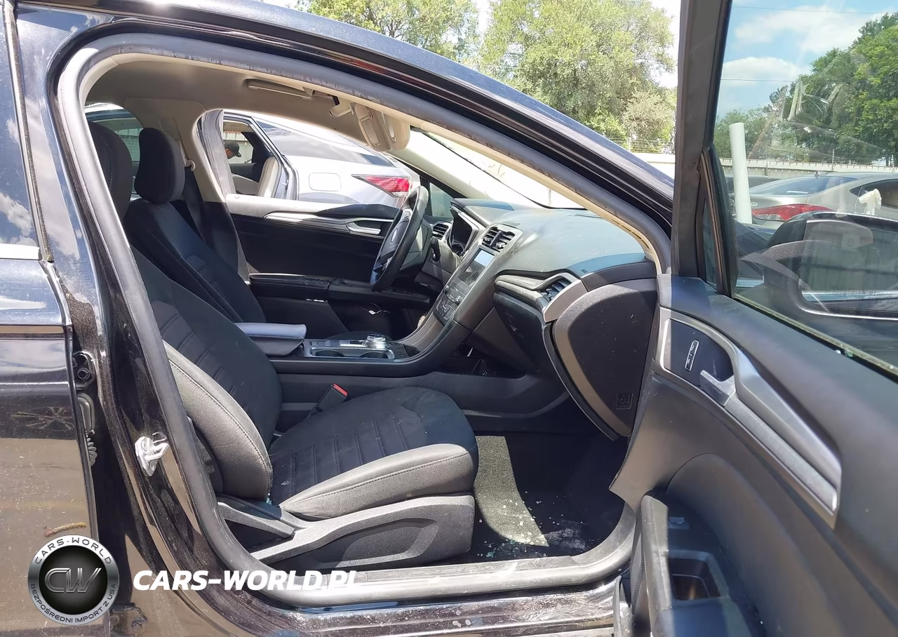 2020 Ford Fusion Se VIN:3FA6P0H79LR129033 - 5