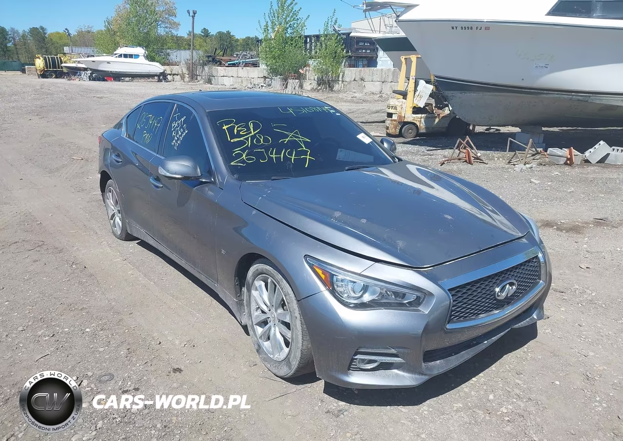 2015 Infiniti Q50 Premium