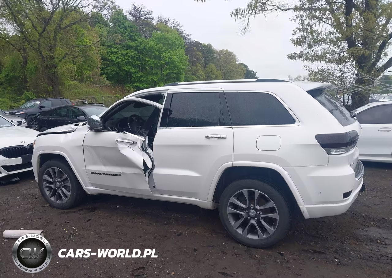 2018 Jeep Grand Cherokee Overland 4X4 VIN:1C4RJFCG4JC361277 - 14