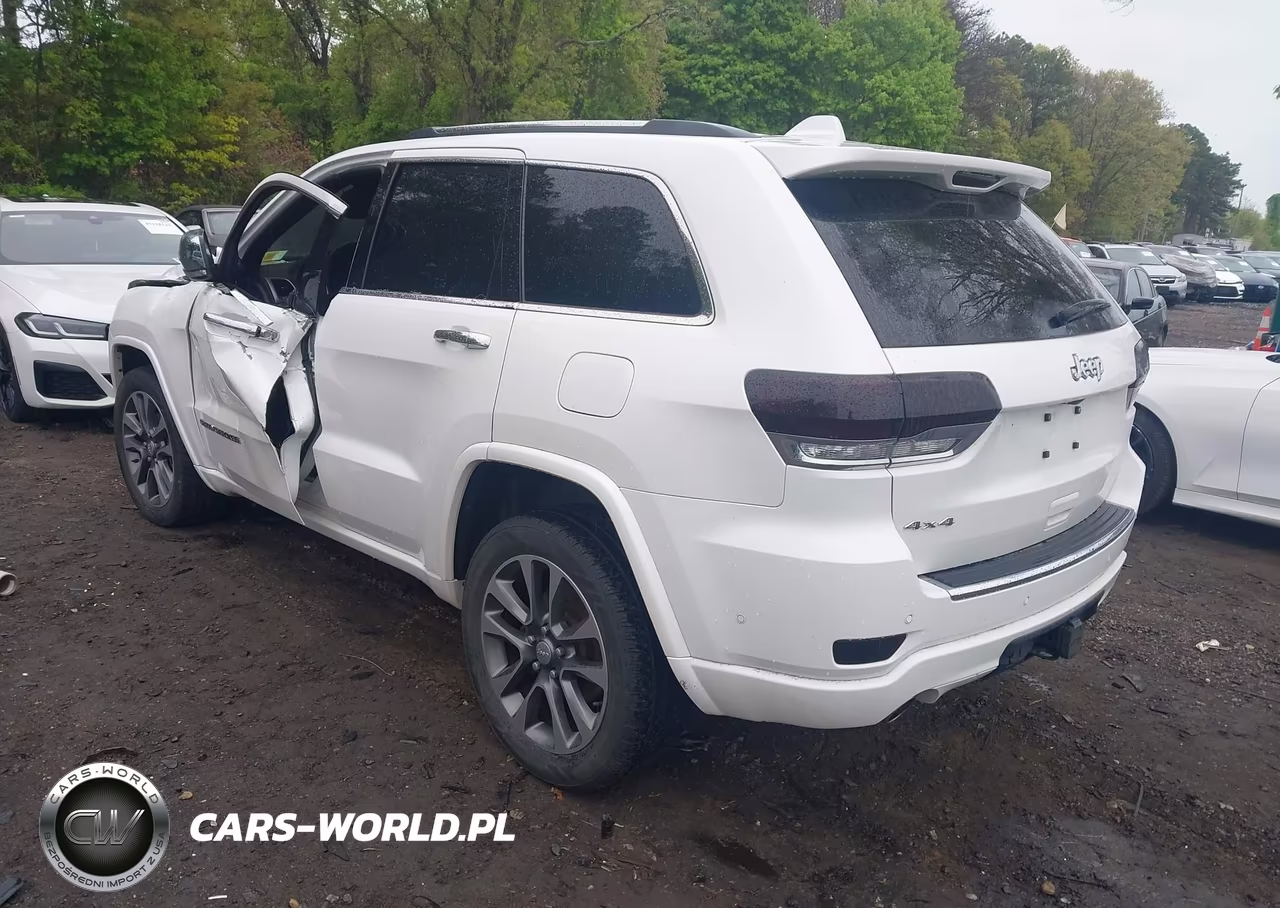 2018 Jeep Grand Cherokee Overland 4X4 VIN:1C4RJFCG4JC361277 - 3