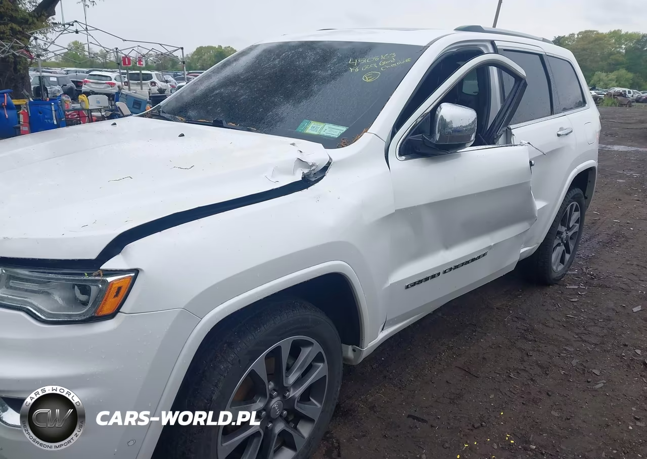 2018 Jeep Grand Cherokee Overland 4X4 VIN:1C4RJFCG4JC361277 - 6