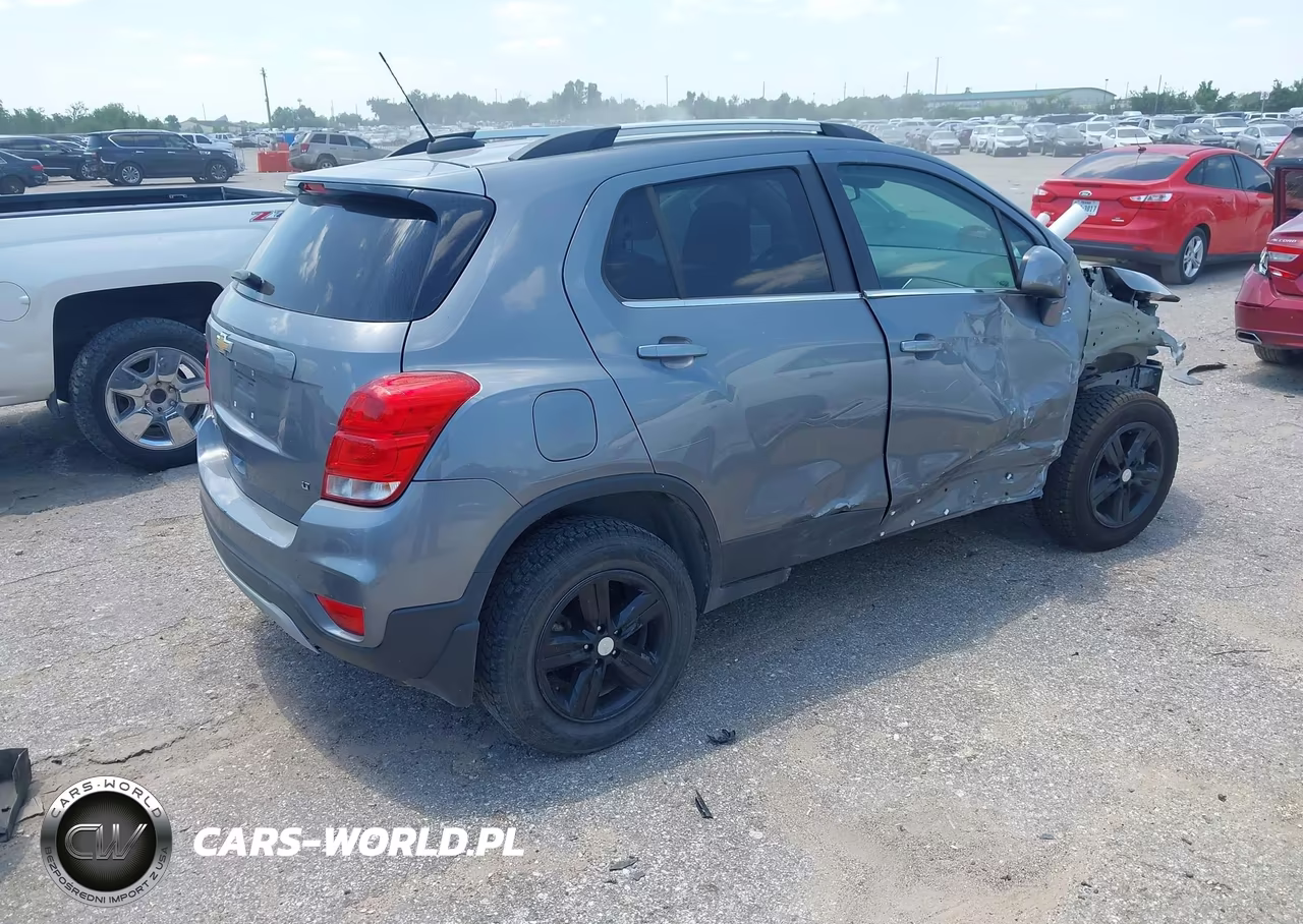 2020 Chevrolet Trax Awd Lt VIN:3GNCJPSB6LL265151 - 4