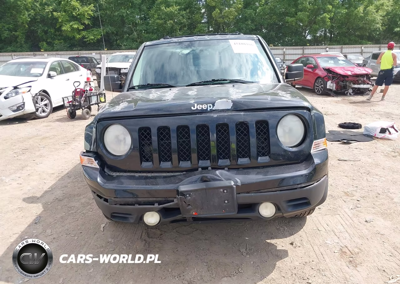 2014 Jeep Patriot Latitude VIN:1C4NJPFA8ED550056 - 12