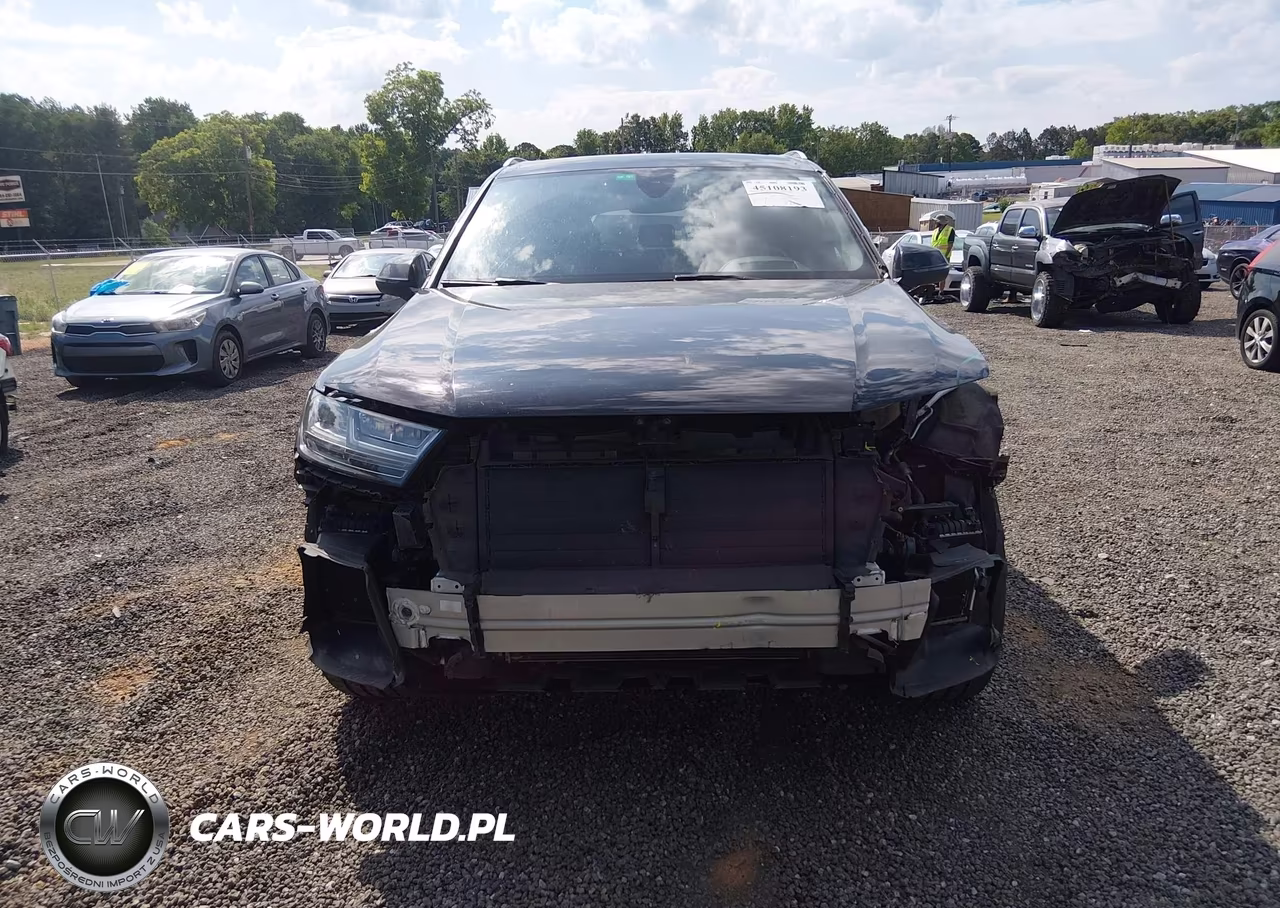 2017 Audi Q7 3.0T Premium VIN:WA1VAAF72HD057070 - 12