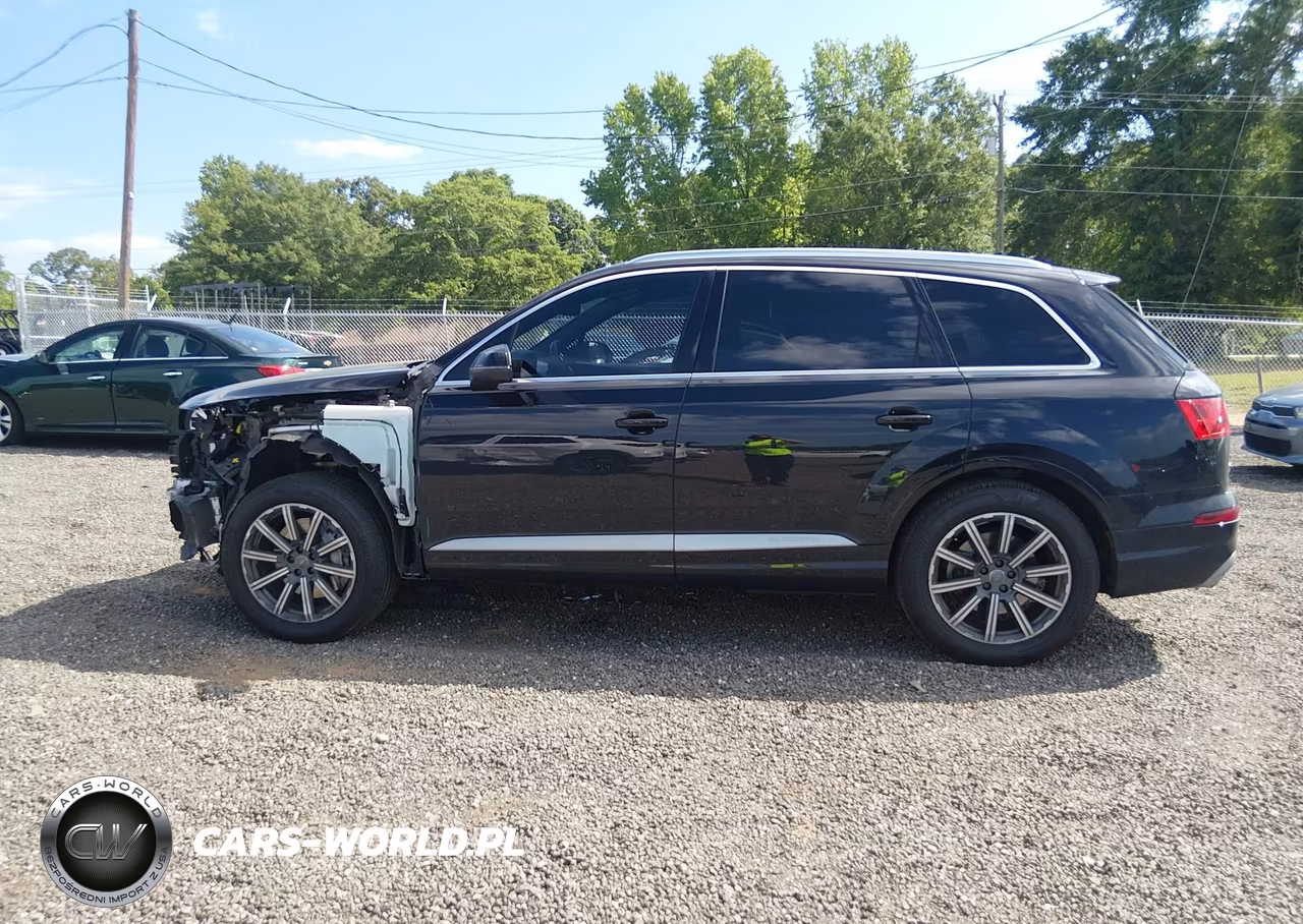 2017 Audi Q7 3.0T Premium VIN:WA1VAAF72HD057070 - 14