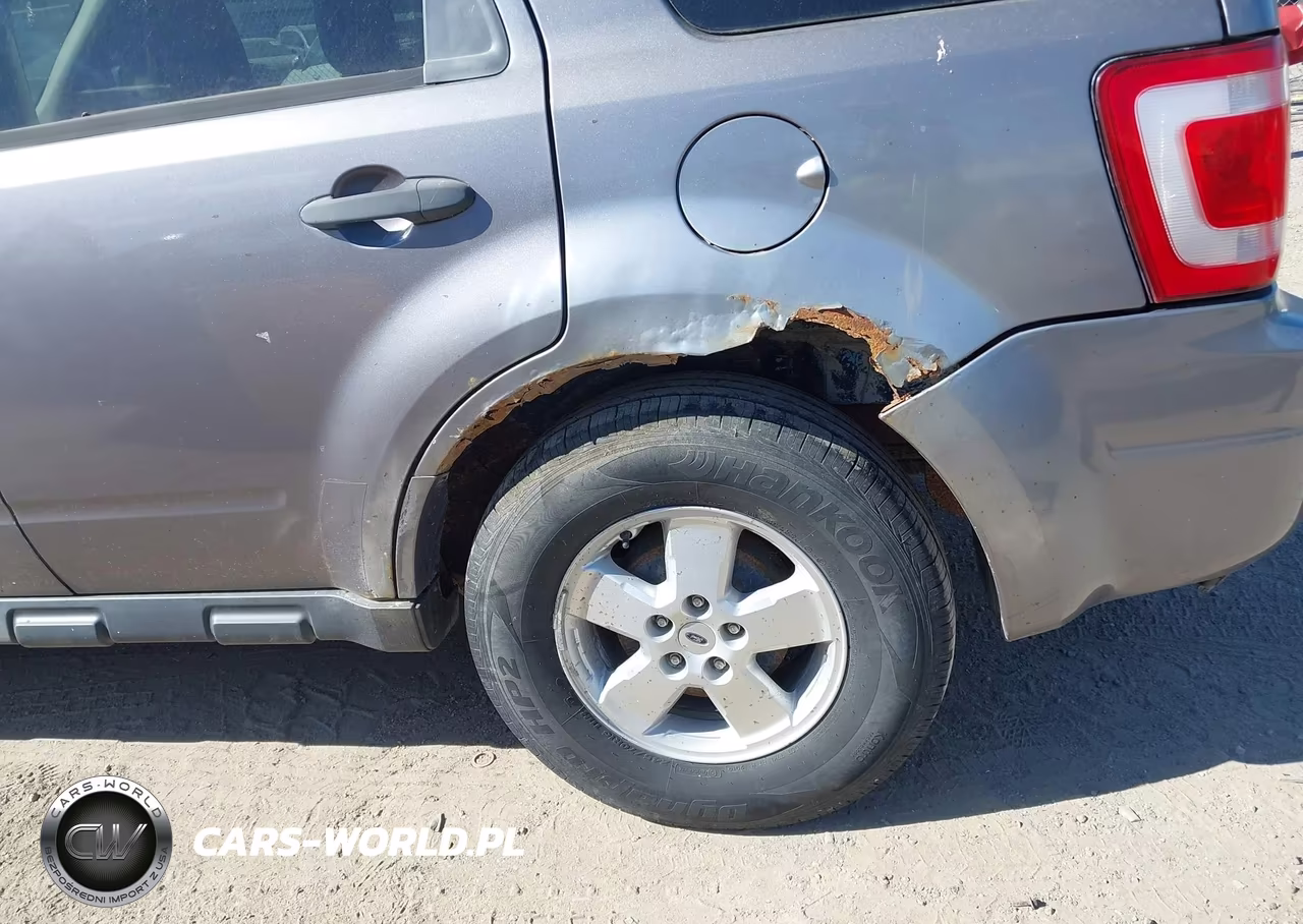 2008 Ford Escape Xlt VIN:1FMCU93Z08KA75776 - 12