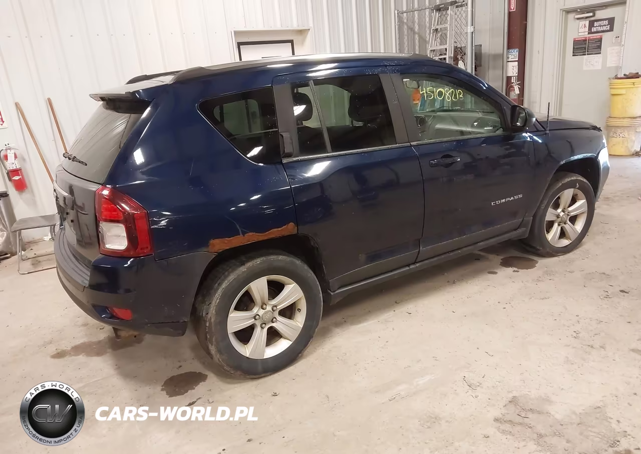 2014 Jeep Compass Sport VIN:1C4NJDBBXED828744 - 4