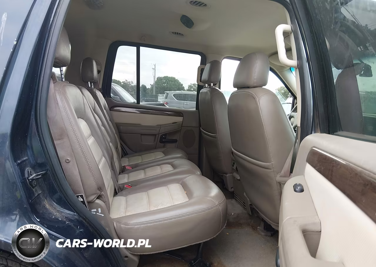 2002 Ford Explorer Eddie Bauer VIN:1FMZU74K92ZC72119 - 8