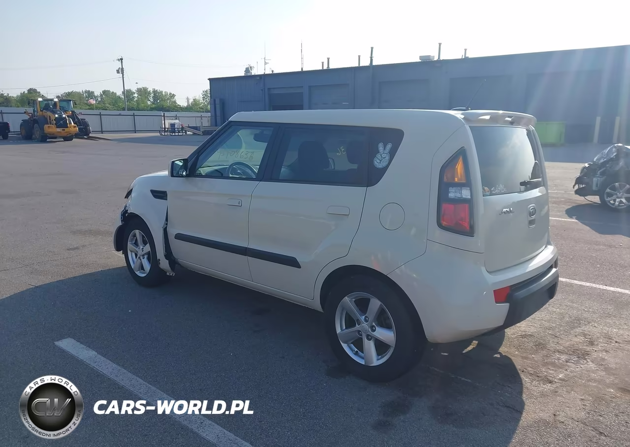 2010 Kia Soul ! VIN:KNDJT2A26A7073874 - 3