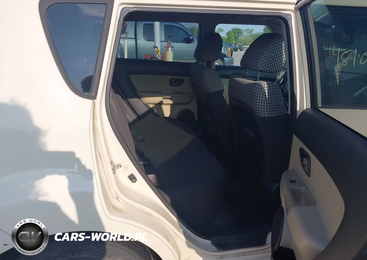 2010 Kia Soul ! VIN:KNDJT2A26A7073874 - 8