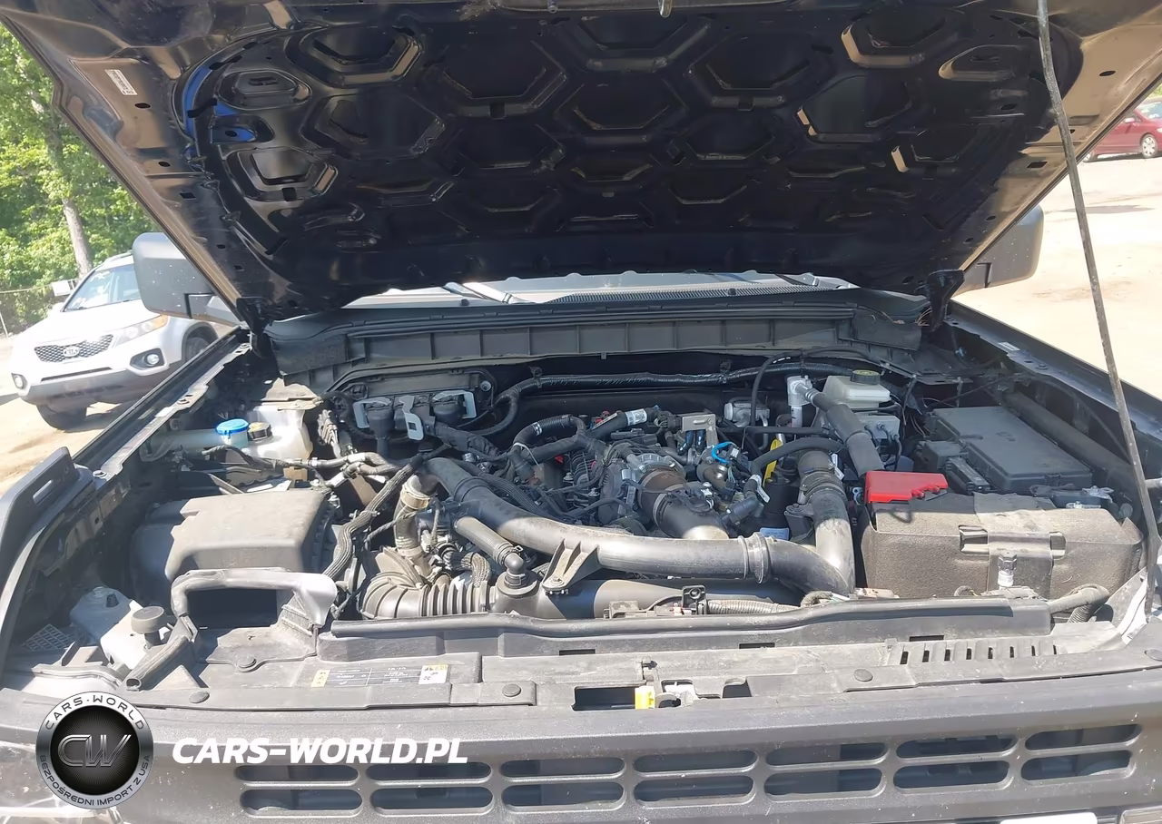 2021 Ford Bronco Black Diamond VIN:1FMEE5DP7MLA96575 - 10