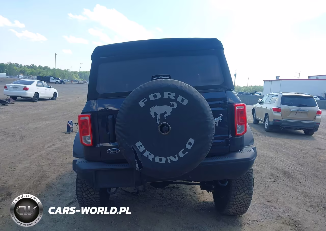 2021 Ford Bronco Black Diamond VIN:1FMEE5DP7MLA96575 - 16