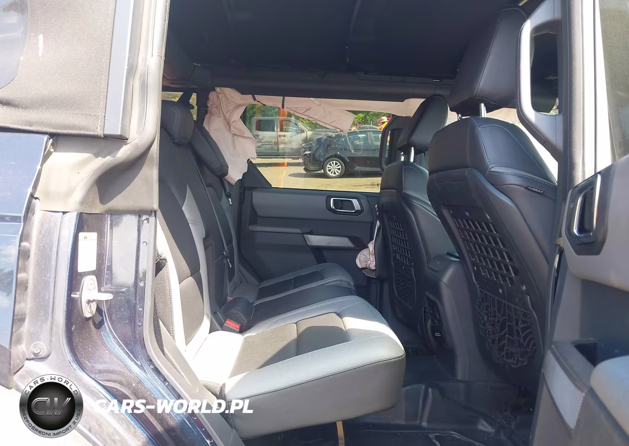 2021 Ford Bronco Black Diamond VIN:1FMEE5DP7MLA96575 - 8