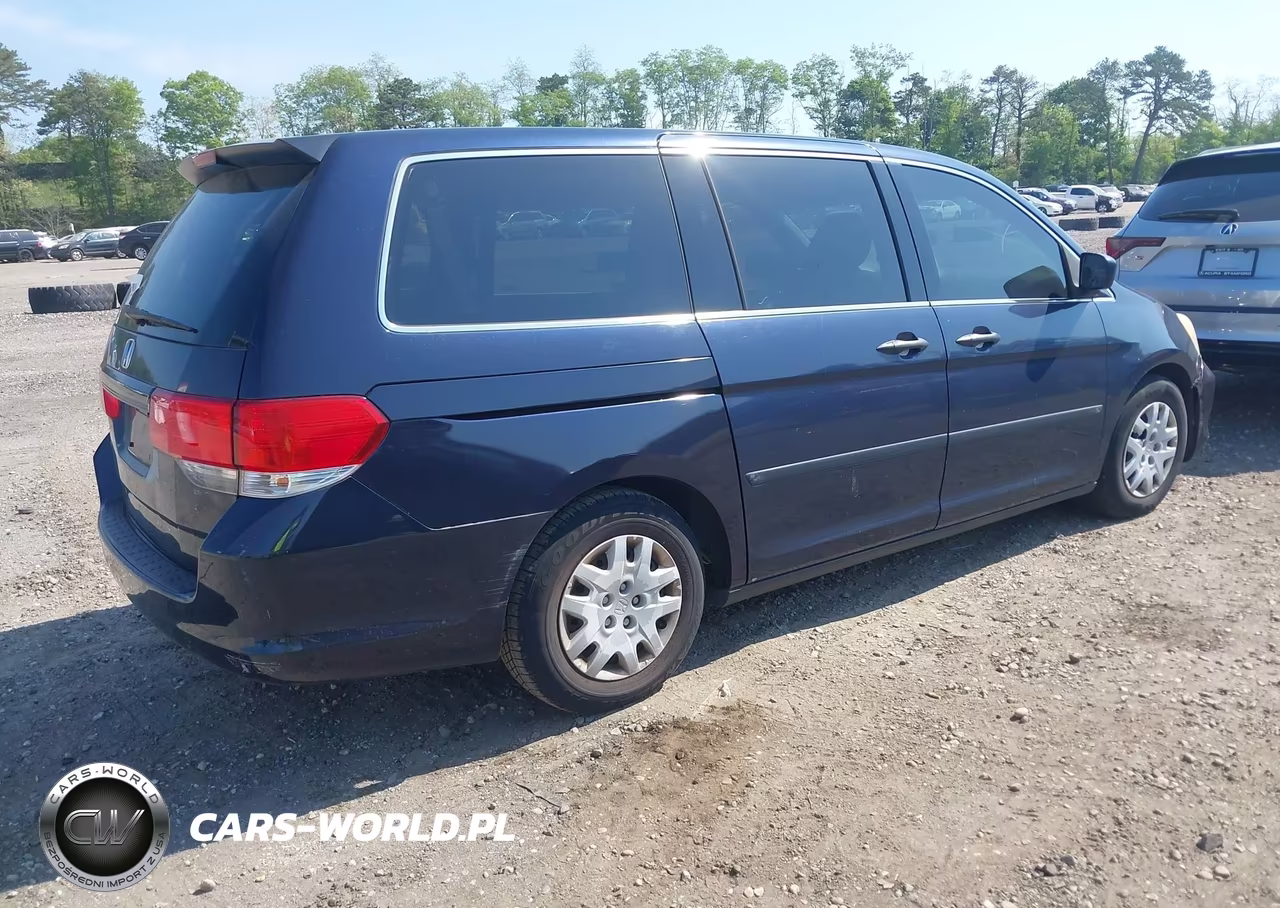 2008 Honda Odyssey Lx VIN:5FNRL38218B055575 - 4