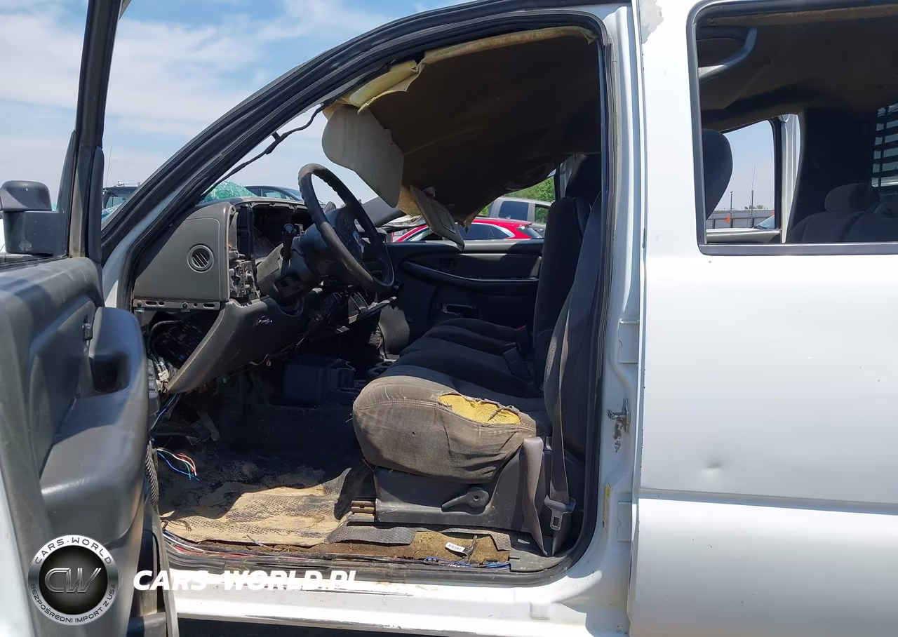 2007 Chevrolet Silverado 2500Hd Classic Work Truck VIN:1GCHC23D47F131847 - 5