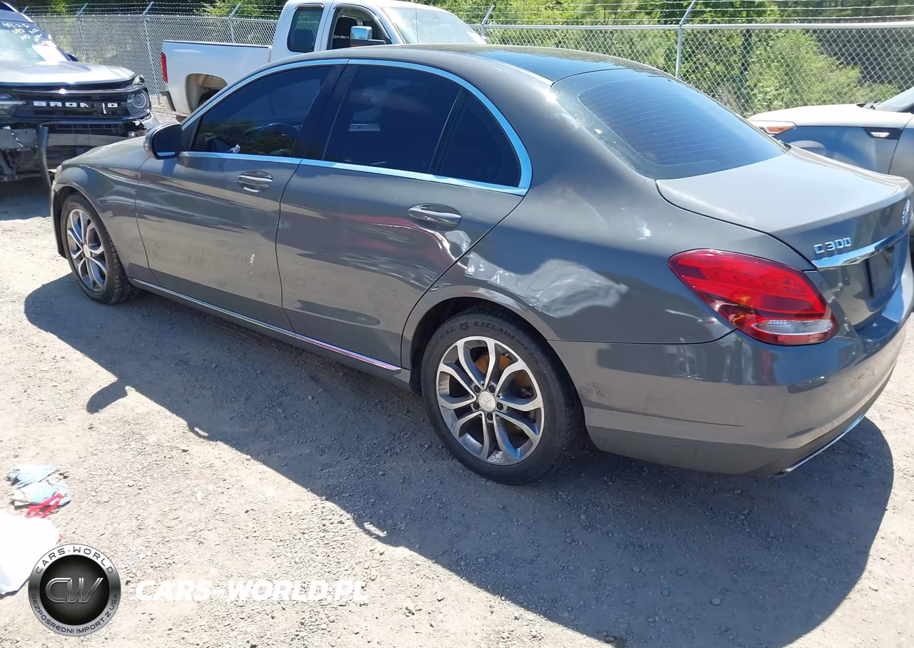 2016 Mercedes-Benz C 300 VIN:55SWF4JBXGU114467 - 3
