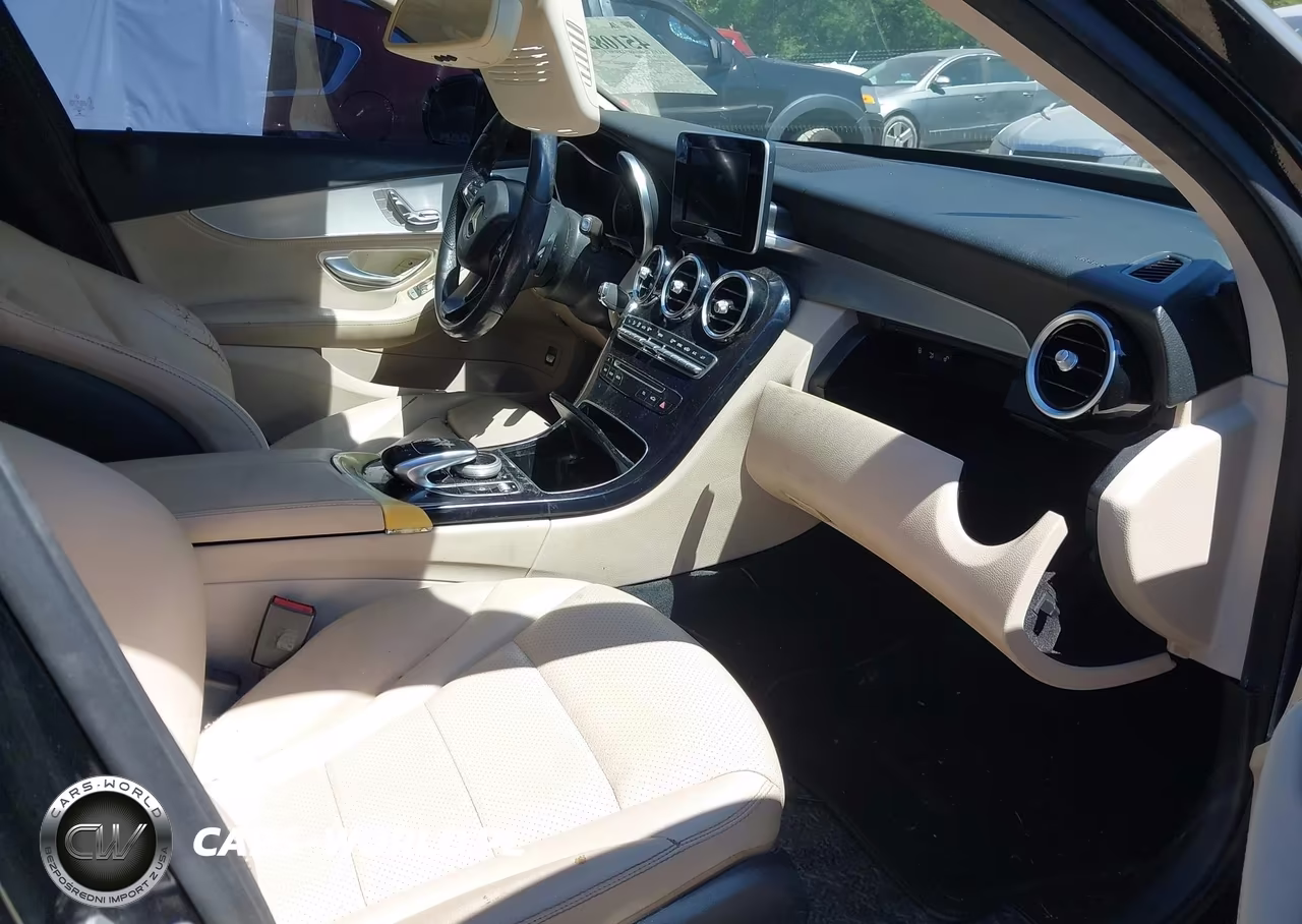 2016 Mercedes-Benz C 300 VIN:55SWF4JBXGU114467 - 5