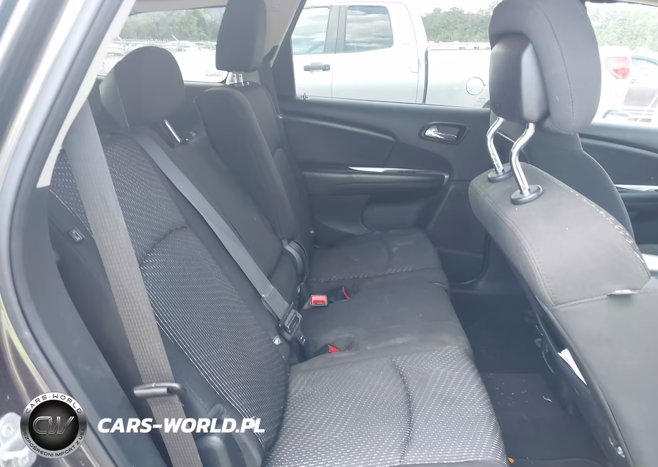 2020 Dodge Journey Se Value VIN:3C4PDCAB9LT180896 - 8
