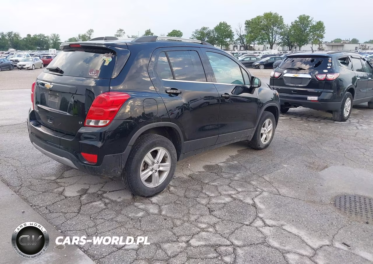 2020 Chevrolet Trax Awd Lt VIN:3GNCJPSBXLL216230 - 4