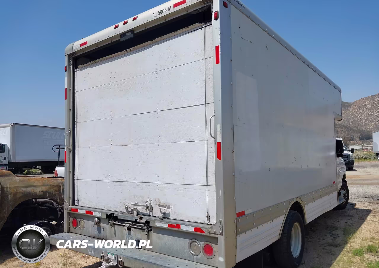 2007 Ford E-450 Cutaway VIN:1FDXE45SX7DA80634 - 4