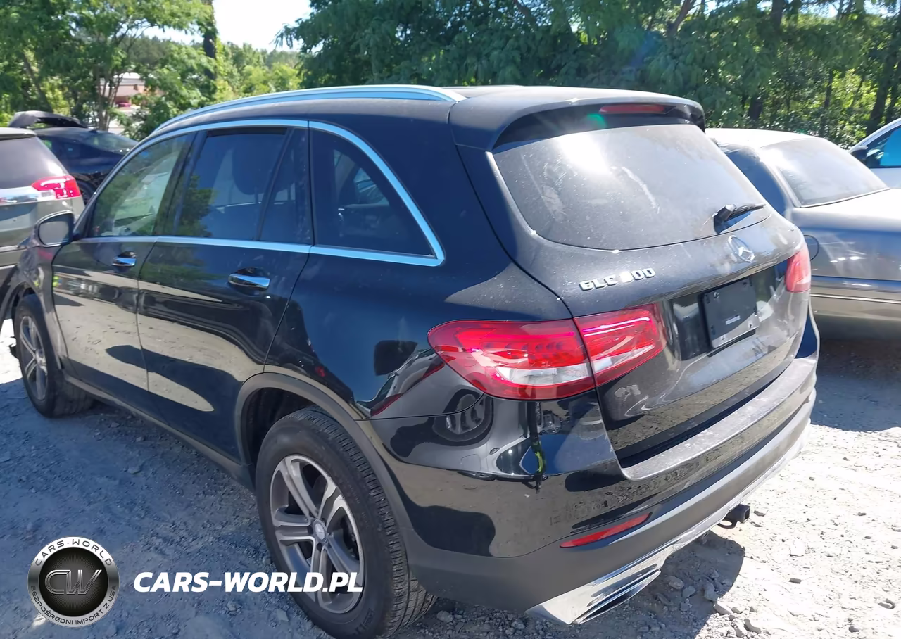 2017 Mercedes-Benz Glc 300 4Matic VIN:WDC0G4KB5HF145930 - 3