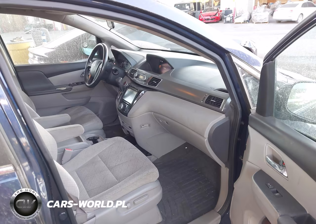 2016 Honda Odyssey Se VIN:5FNRL5H39GB018955 - 5