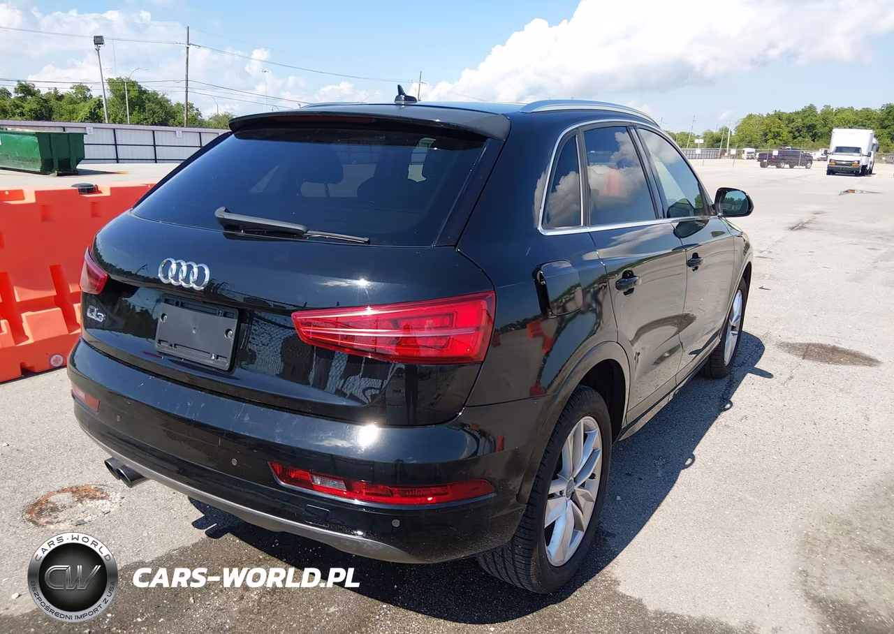 2017 Audi Q3 2.0T Premium VIN:WA1HCCFS1HR005553 - 4