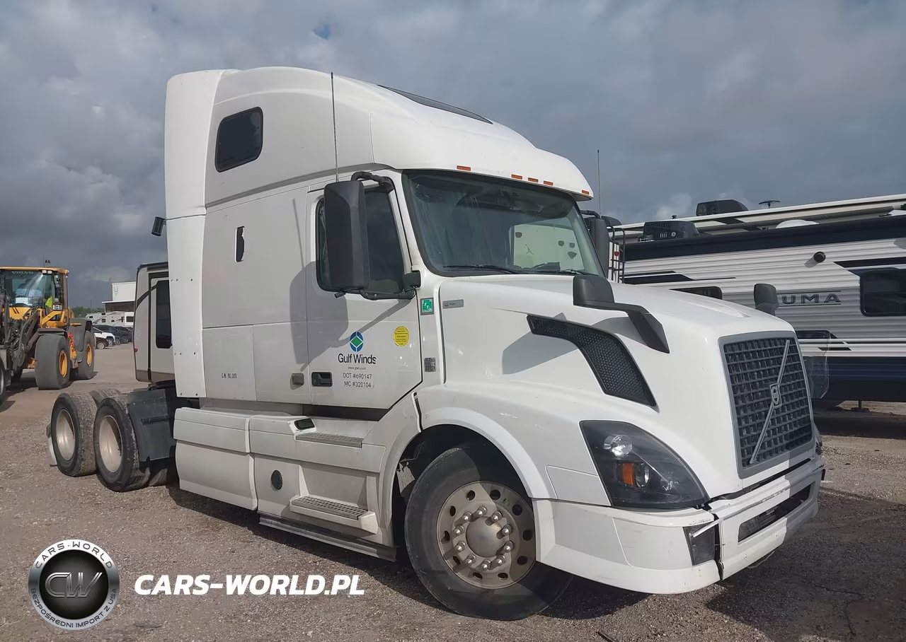 2015 Volvo Vn