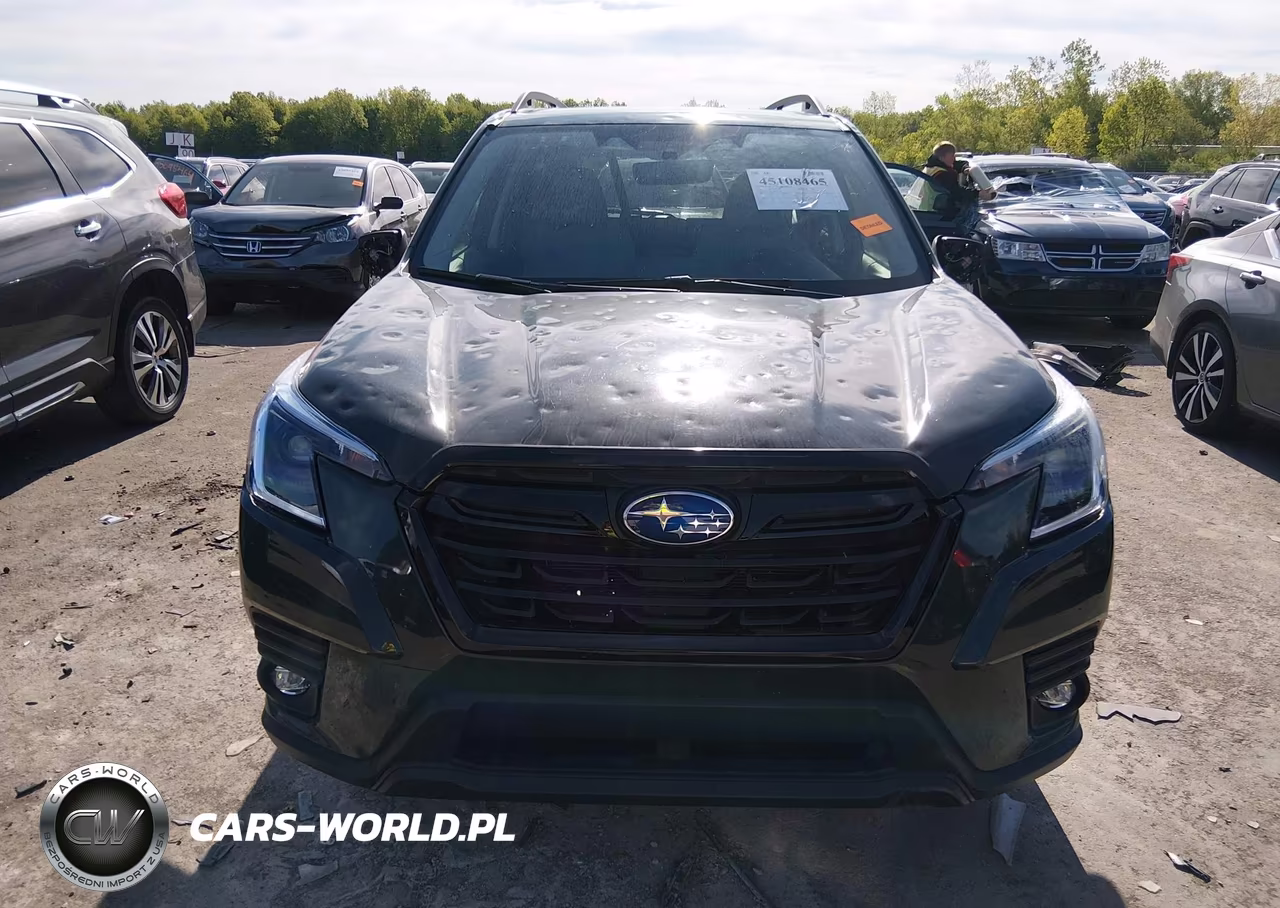 2024 Subaru Forester Premium VIN:JF2SKADC5RH420396 - 12