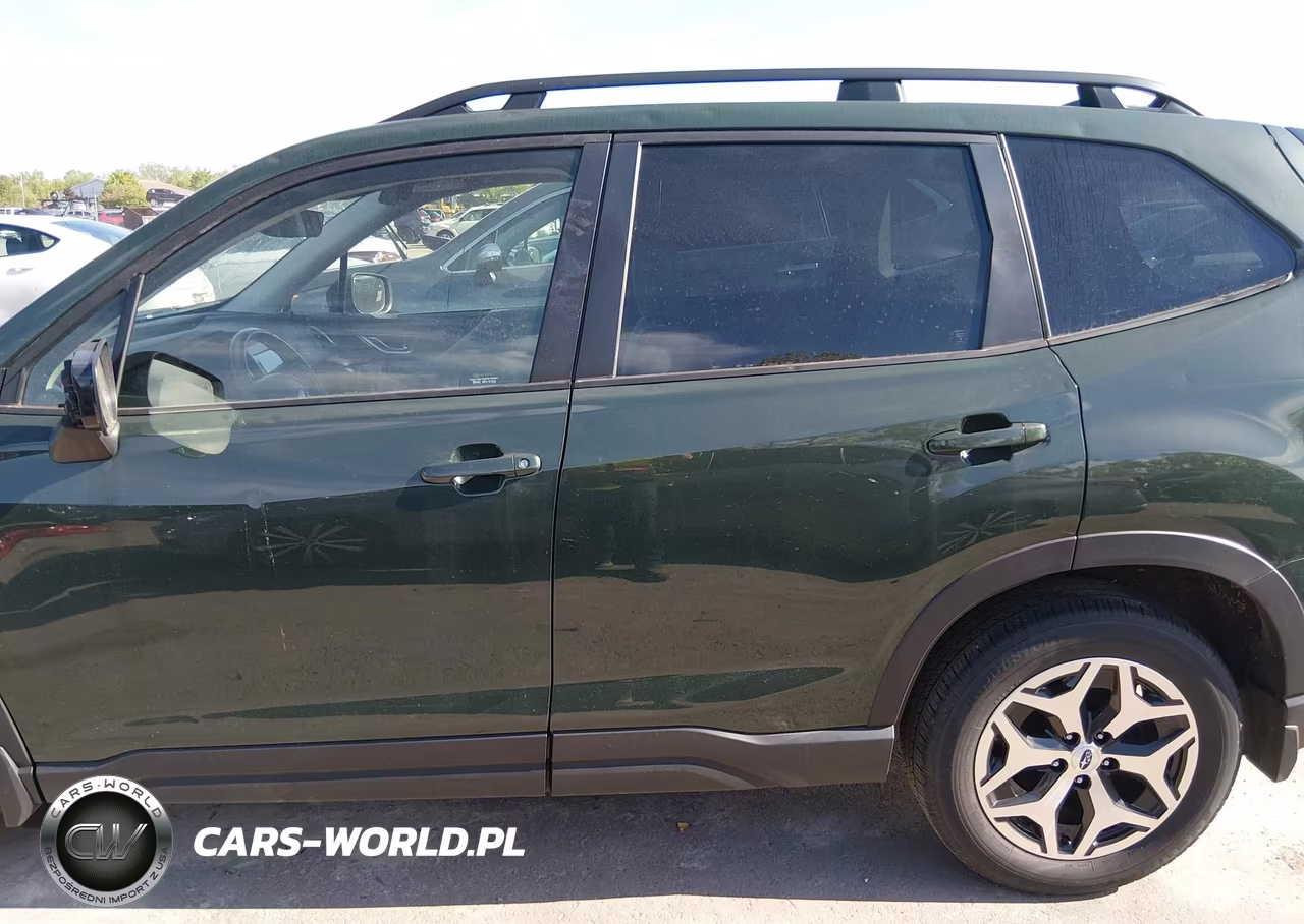2024 Subaru Forester Premium VIN:JF2SKADC5RH420396 - 14