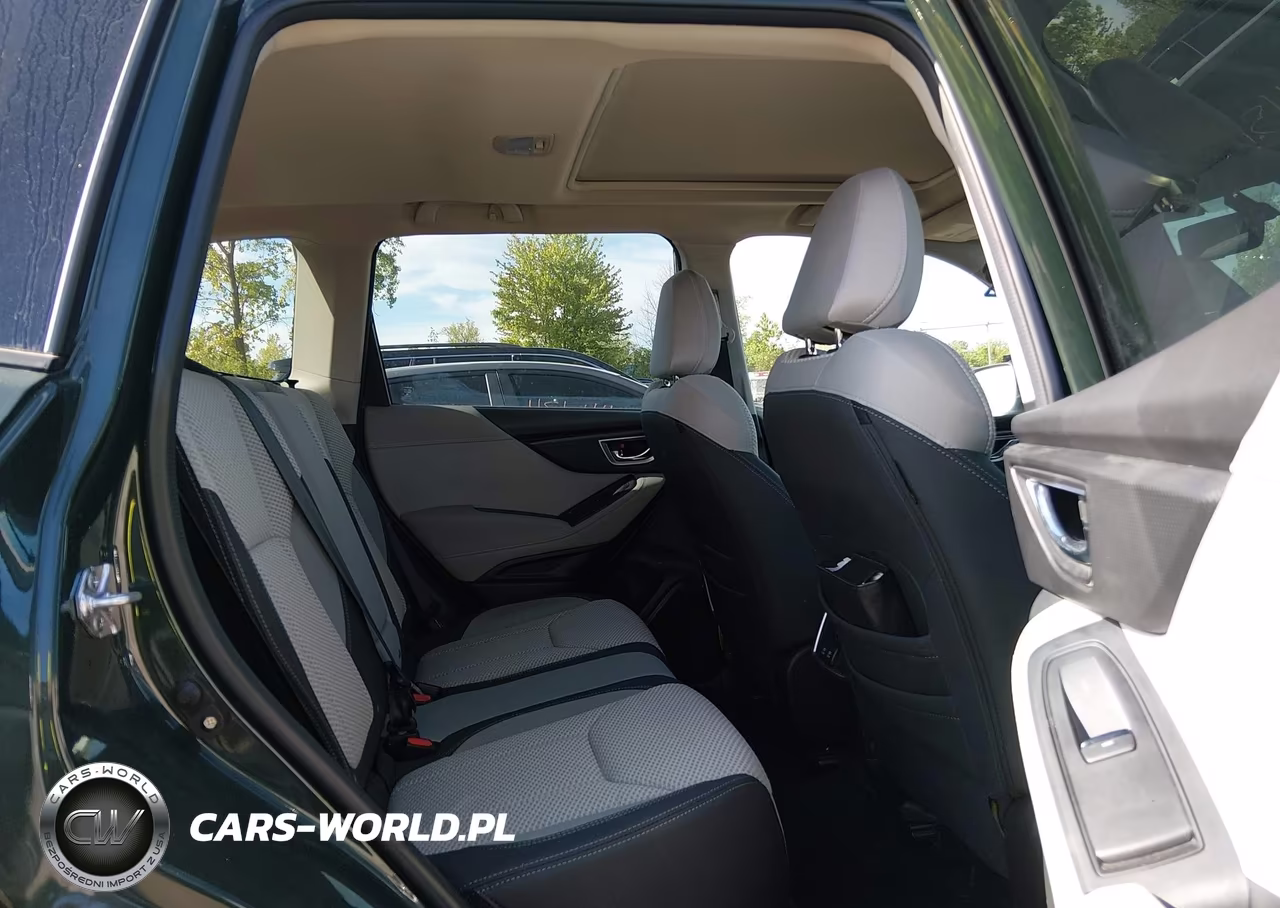 2024 Subaru Forester Premium VIN:JF2SKADC5RH420396 - 8