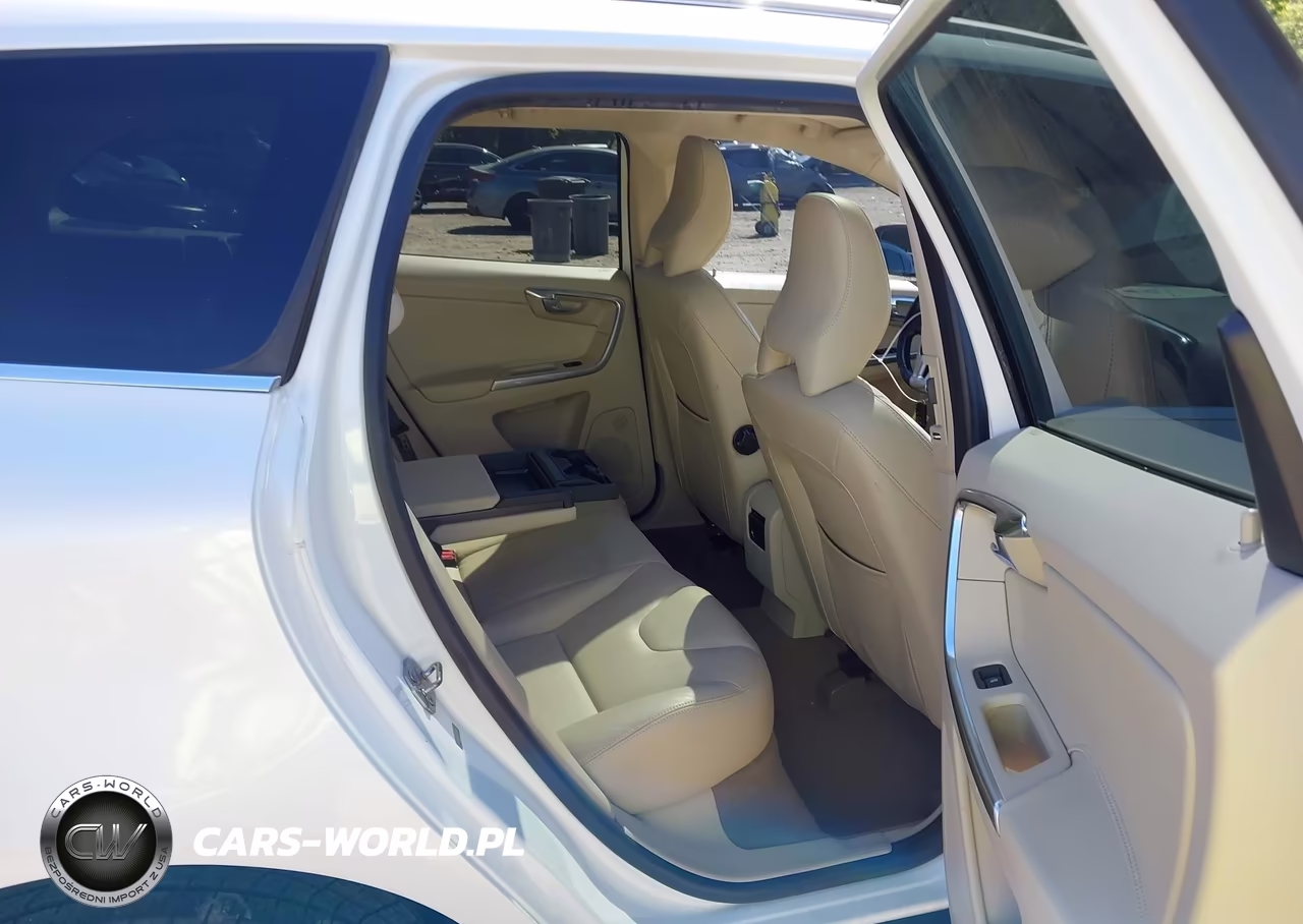 2015 Volvo Xc60 T5 Premier Plus VIN:YV440MDC6F2607043 - 8