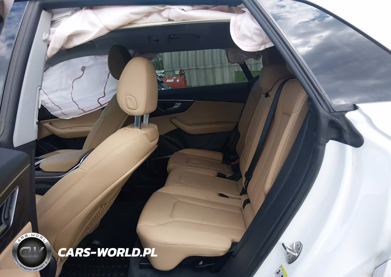 2020 Audi Q8 Premium Plus 55 Tfsi Quattro Tiptronic VIN:WA1BVAF17LD020298 - 5