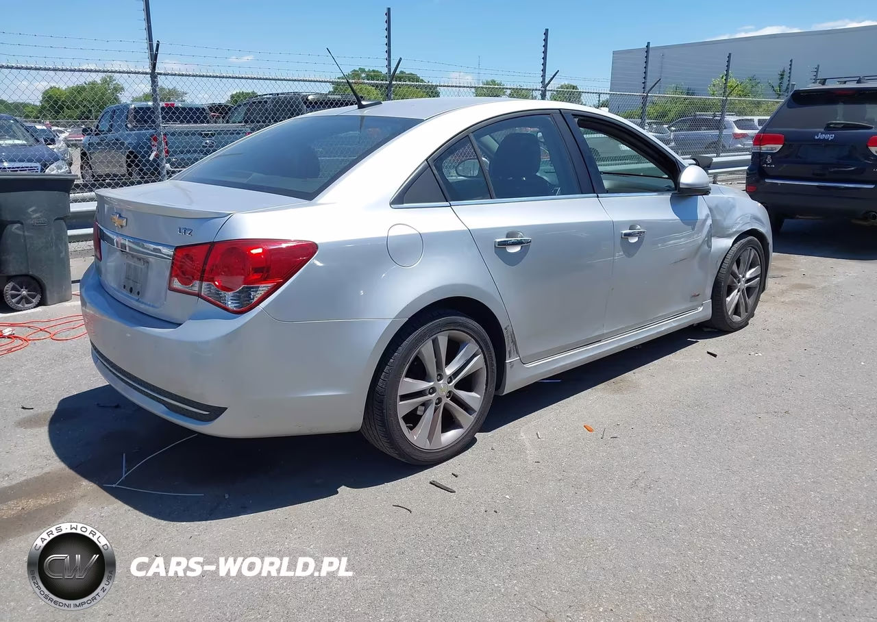 2014 Chevrolet Cruze Ltz VIN:1G1PG5SB9E7158463 - 4